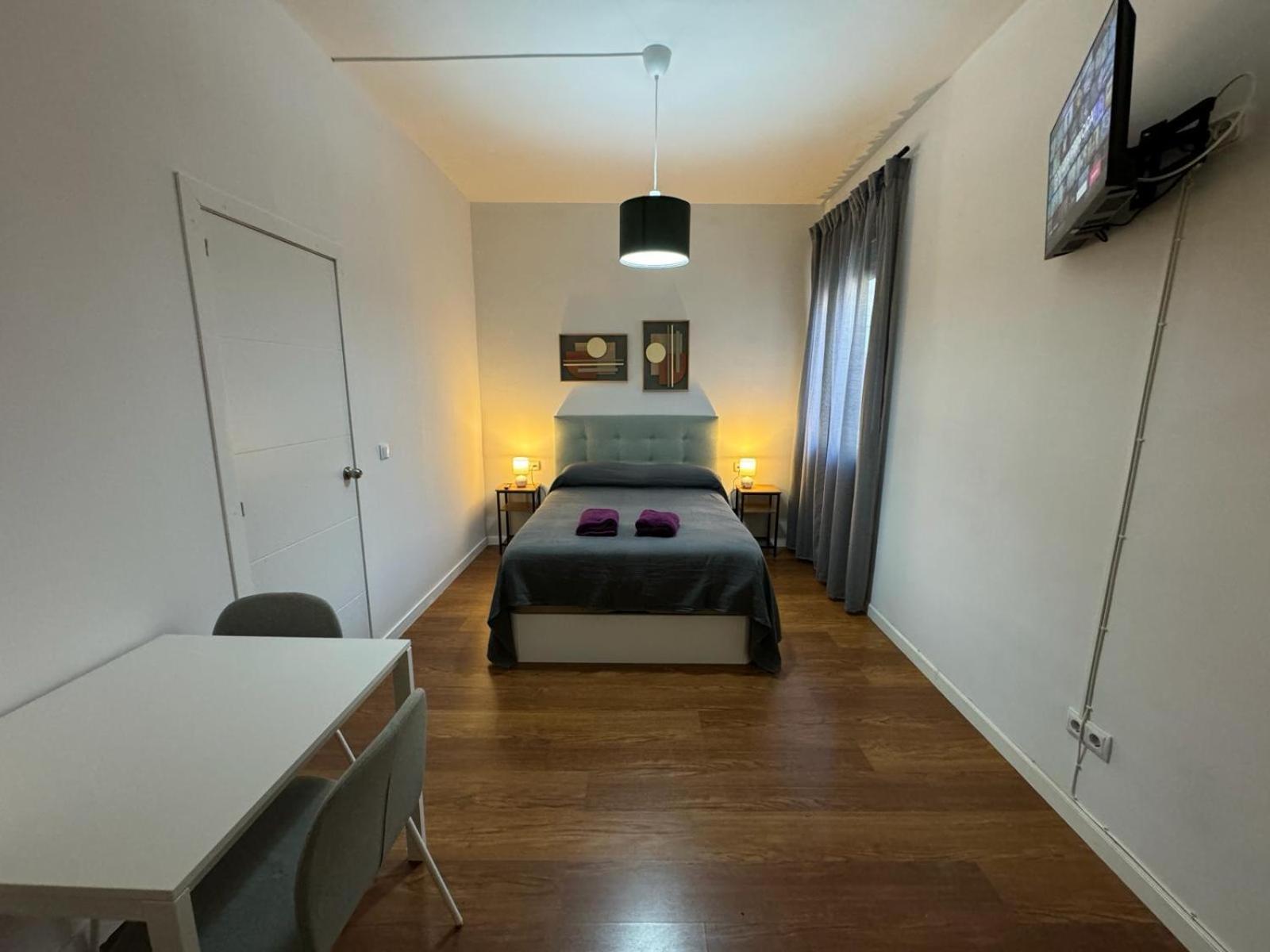 Habitaciones Magdalena Madrid Ngoại thất bức ảnh