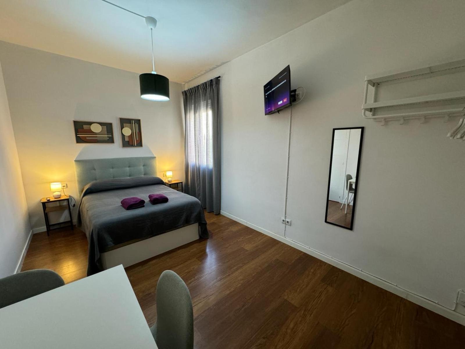 Habitaciones Magdalena Madrid Ngoại thất bức ảnh