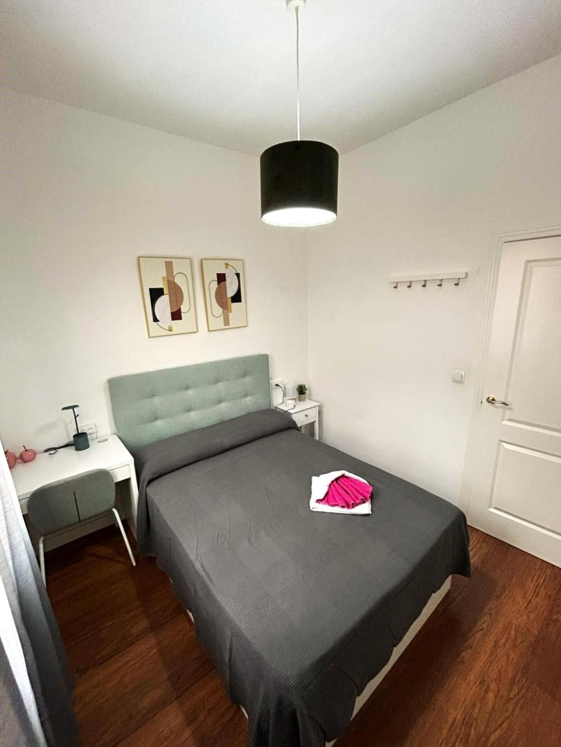 Habitaciones Magdalena Madrid Ngoại thất bức ảnh
