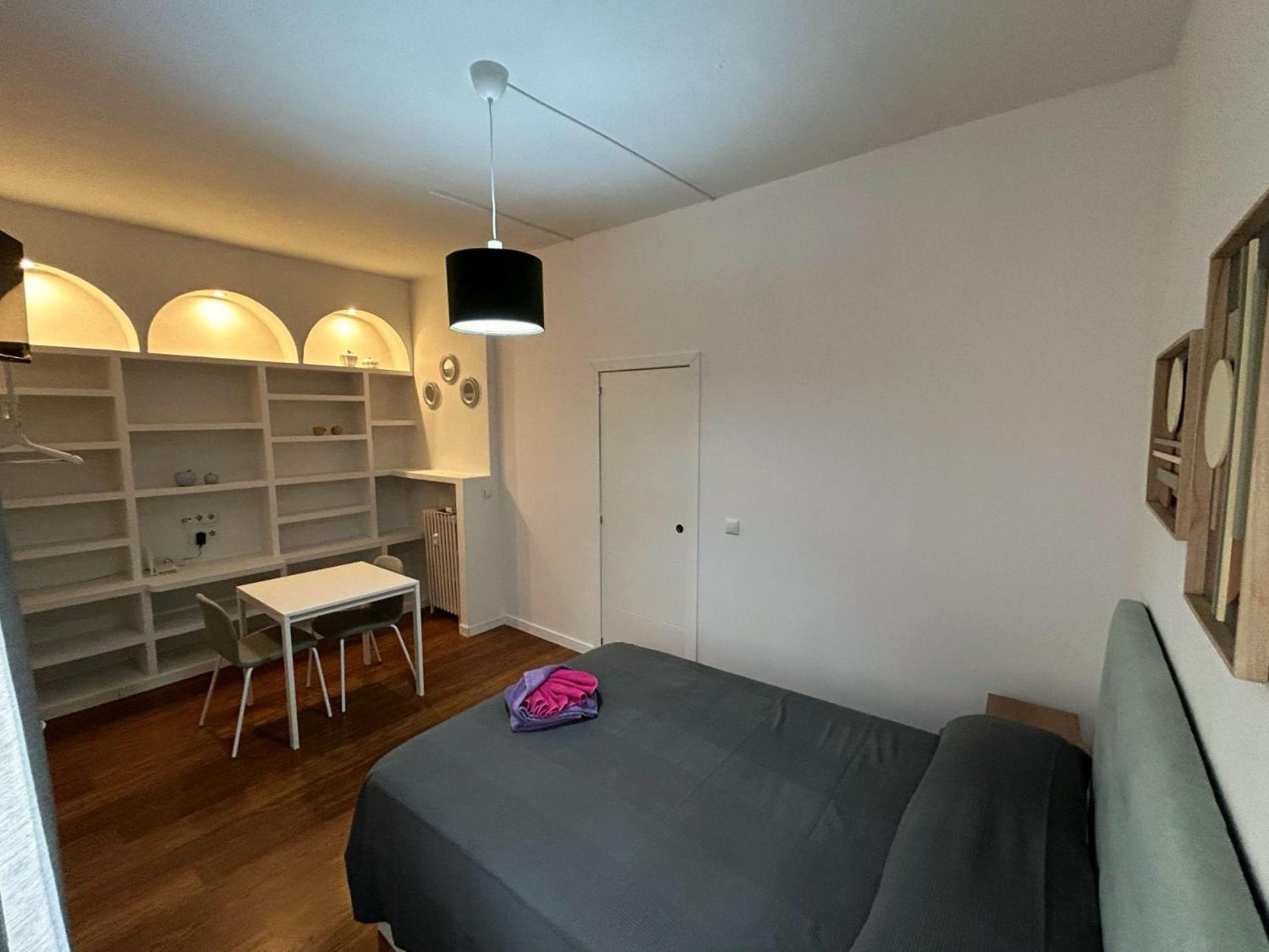 Habitaciones Magdalena Madrid Ngoại thất bức ảnh
